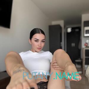 Шлюха Рокси 35175